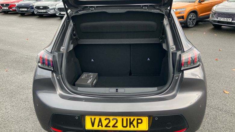 Peugeot 208 1.2 PureTech 100 Allure Premium 5dr Petrol Hatchback